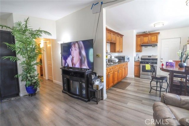 2005 Redding, Rosemead, CA 91770