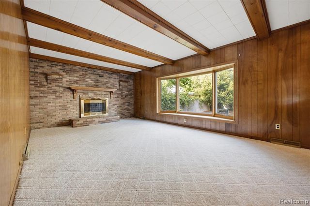 6466 N Lafayette Street, Dearborn Heights, MI 48127