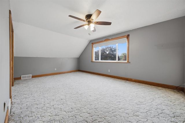 6466 N Lafayette Street, Dearborn Heights, MI 48127