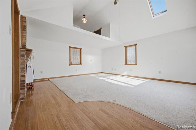 6466 N Lafayette Street, Dearborn Heights, MI 48127
