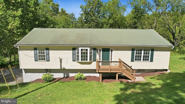 54 MEMORY LN, Linden, VA 22642