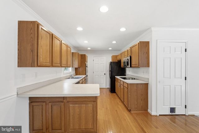 54 MEMORY LN, Linden, VA 22642