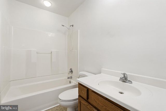 54 MEMORY LN, Linden, VA 22642