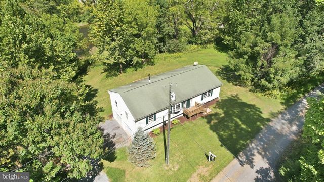 54 MEMORY LN, Linden, VA 22642