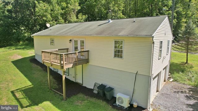 54 MEMORY LN, Linden, VA 22642