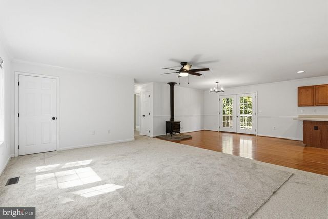 54 MEMORY LN, Linden, VA 22642
