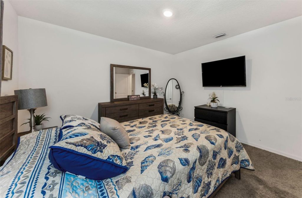 Image 32 of property listing at 8635 PINETOP RIDGE LANE, Brooksville, FL 34613