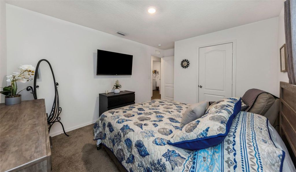 Image 33 of property listing at 8635 PINETOP RIDGE LANE, Brooksville, FL 34613