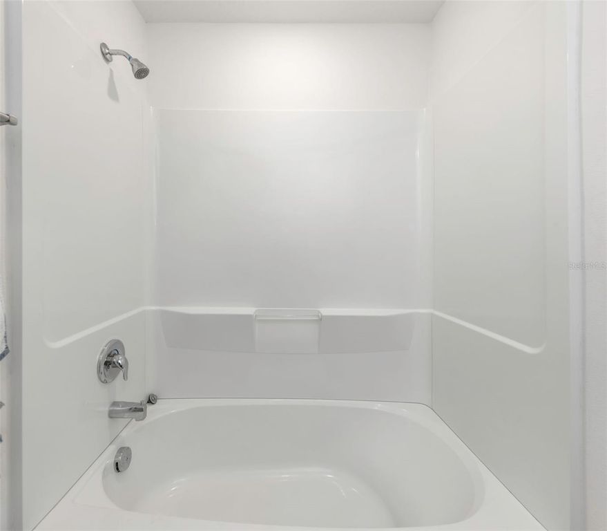 Image 36 of property listing at 8635 PINETOP RIDGE LANE, Brooksville, FL 34613