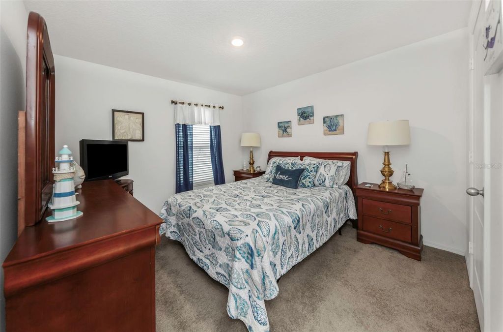 Image 38 of property listing at 8635 PINETOP RIDGE LANE, Brooksville, FL 34613