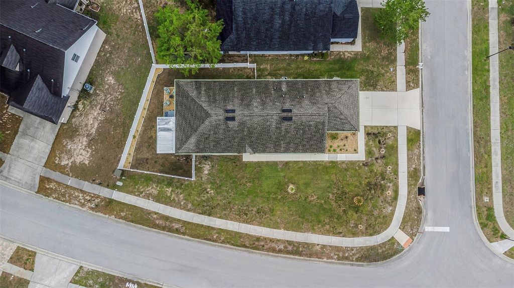 Image 63 of property listing at 8635 PINETOP RIDGE LANE, Brooksville, FL 34613