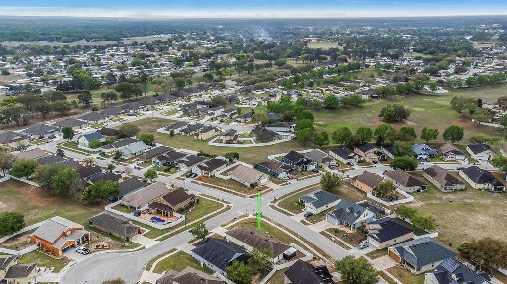 Image 65 of property listing at 8635 PINETOP RIDGE LANE, Brooksville, FL 34613