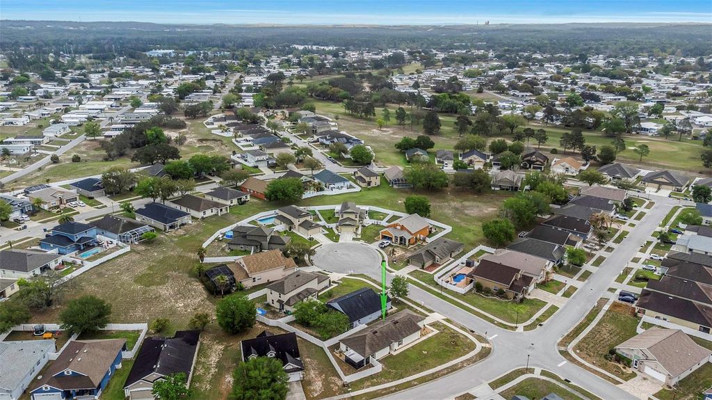 Image 67 of property listing at 8635 PINETOP RIDGE LANE, Brooksville, FL 34613