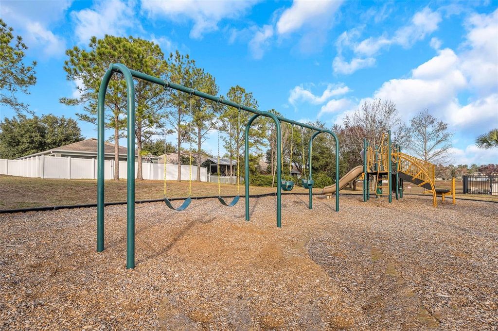 Image 96 of property listing at 8635 PINETOP RIDGE LANE, Brooksville, FL 34613