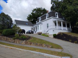 882 Main St #2, Reading, MA 01867