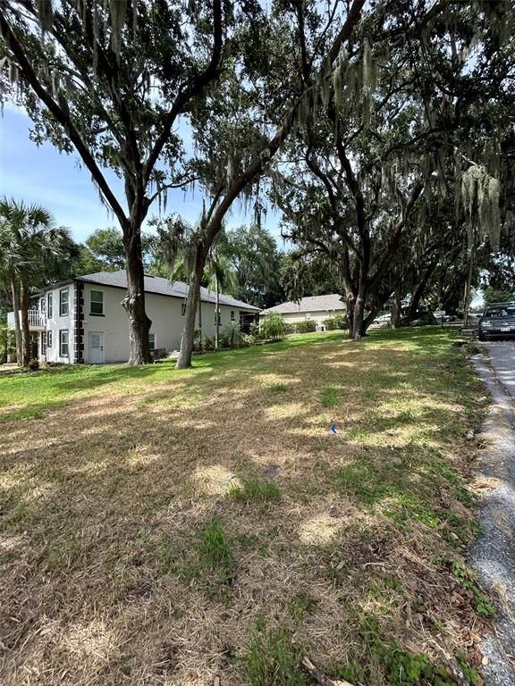 Image 16 of property listing at 508 E SILVER STAR ROAD, Ocoee, FL 34761