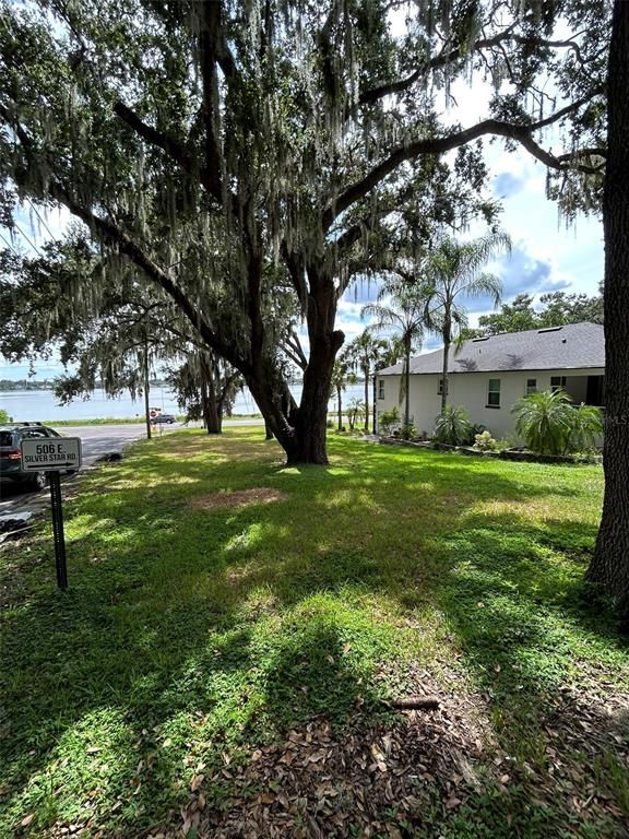 Image 4 of property listing at 508 E SILVER STAR ROAD, Ocoee, FL 34761