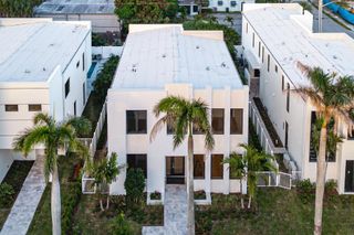 731 SE 4th Avenue, Delray Beach, FL 33483