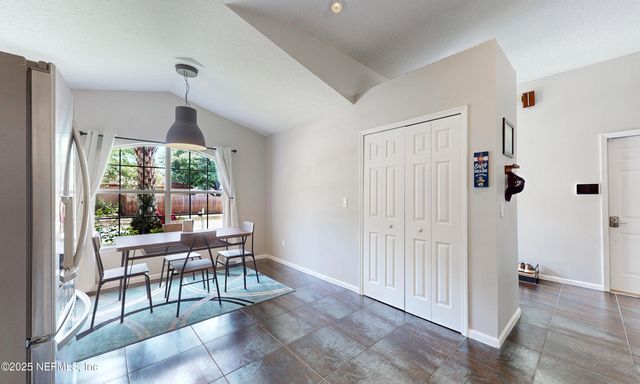 9093 FALLSMILL Drive, Jacksonville, FL 32244
