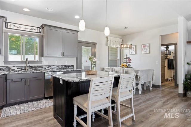 225 Slate Springs Ct, Kimberly, ID 83341