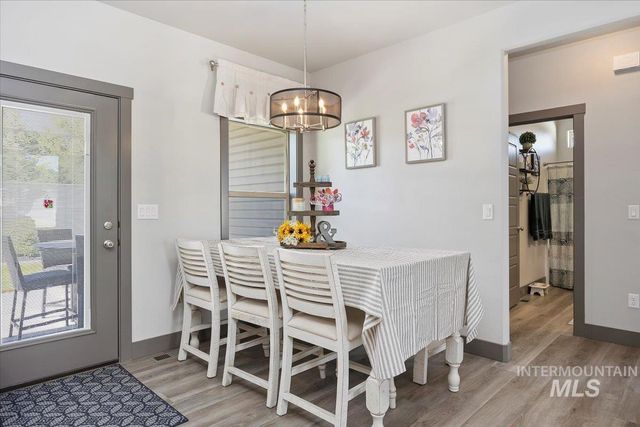 225 Slate Springs Ct, Kimberly, ID 83341