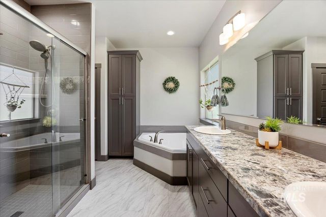 225 Slate Springs Ct, Kimberly, ID 83341