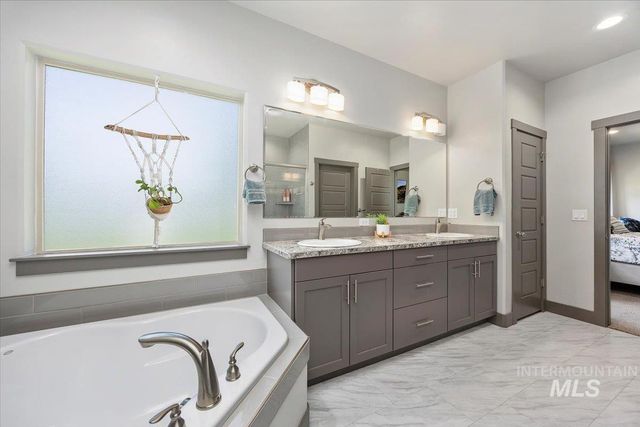 225 Slate Springs Ct, Kimberly, ID 83341