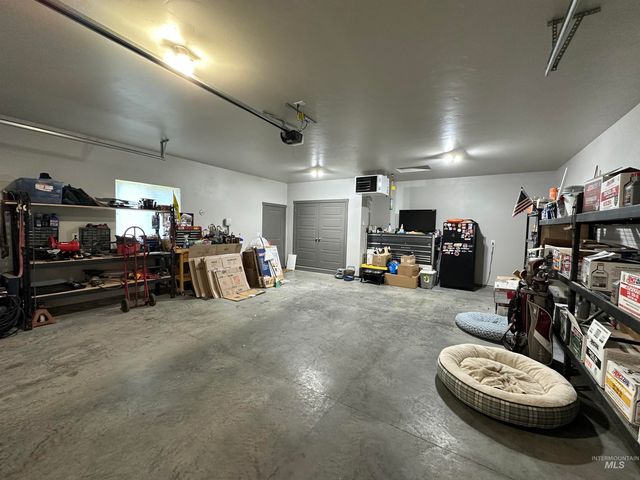 225 Slate Springs Ct, Kimberly, ID 83341