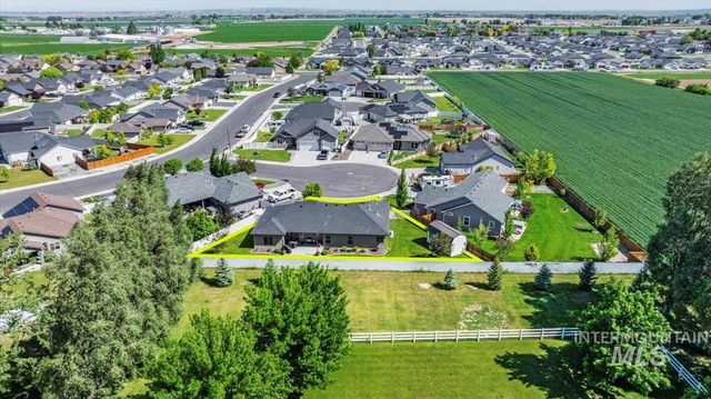 225 Slate Springs Ct, Kimberly, ID 83341