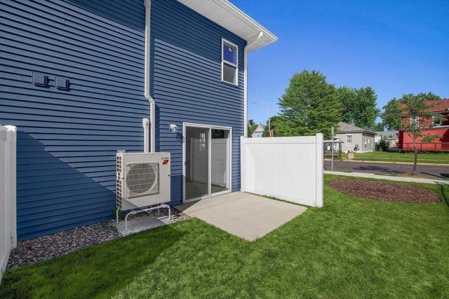 1002 7th STREET S, La Crosse, WI 54601