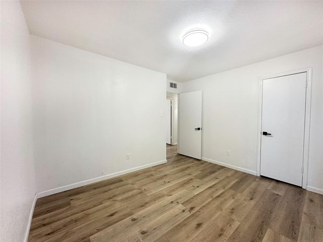 9350 Country Creek Drive 58, Houston, TX 77036