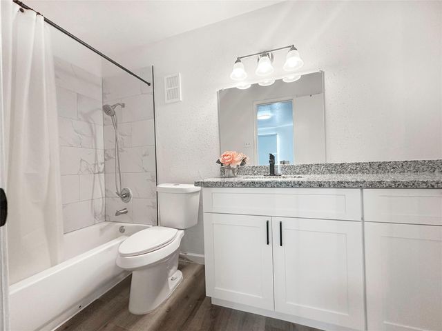 9350 Country Creek Drive 58, Houston, TX 77036