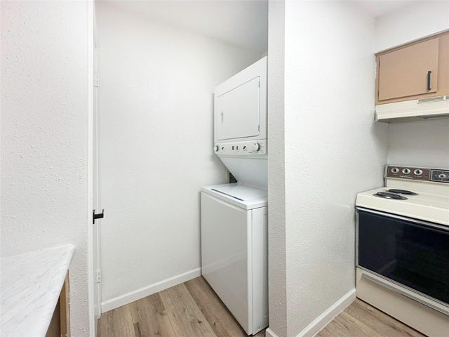 9350 Country Creek Drive 58, Houston, TX 77036