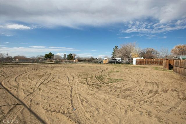40629 178th East, Lake Los Angeles, CA 93535