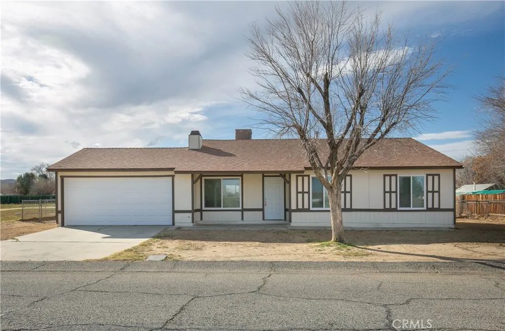 40629 178th East, Lake Los Angeles, CA 93535