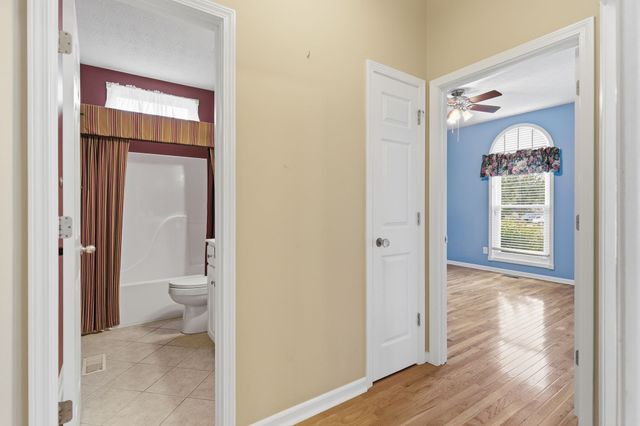 108 Strathmore Ct, Hendersonville, TN 37075