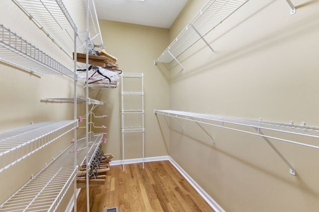 108 Strathmore Ct, Hendersonville, TN 37075