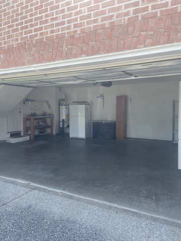 108 Strathmore Ct, Hendersonville, TN 37075