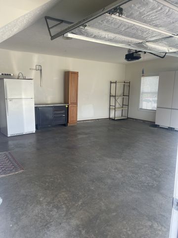 108 Strathmore Ct, Hendersonville, TN 37075