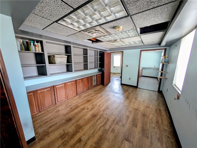 704 Mclaughlin Run Rd, Bridgeville, PA 15017