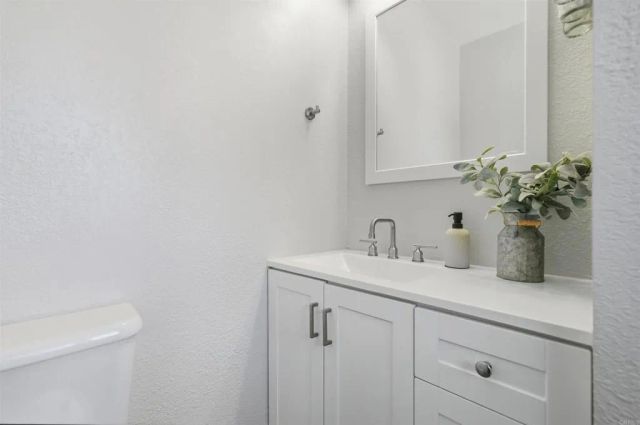16706 Arena Dr., Ramona, CA 92065