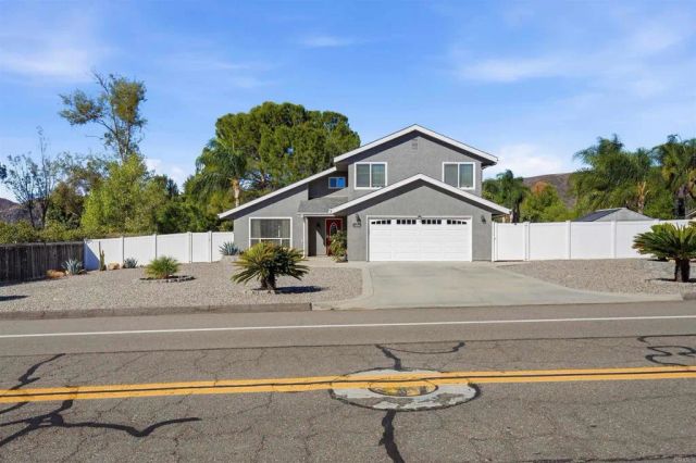16706 Arena Dr., Ramona, CA 92065