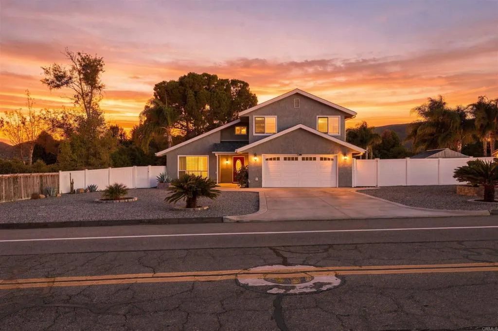 16706 Arena Dr., Ramona, CA 92065