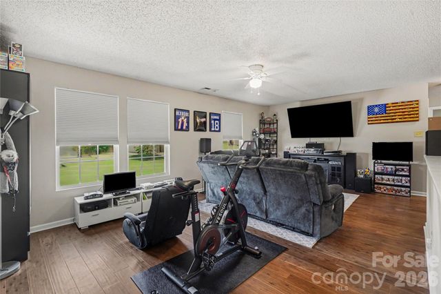 1729 Red Bird Circle, Concord, NC 28025