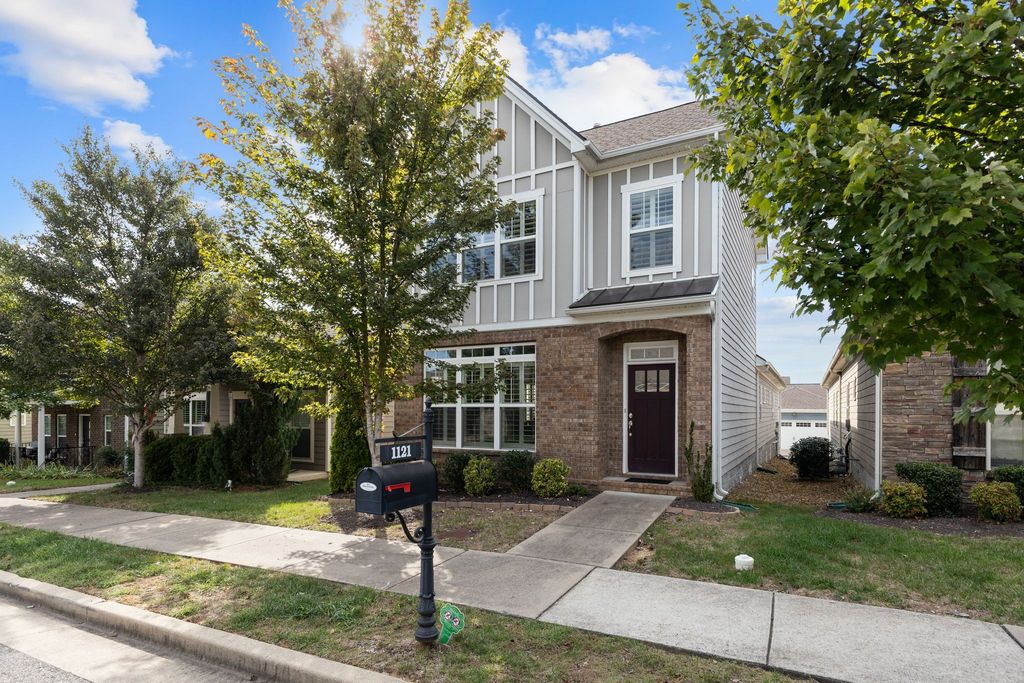 1121 Frewin St, Nolensville, TN 37135
