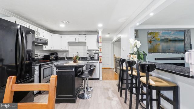 7418 TARFSIDE LN, Gaithersburg, MD 20879