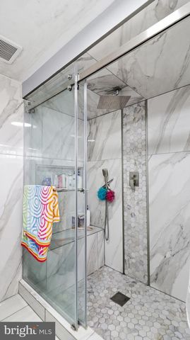 7418 TARFSIDE LN, Gaithersburg, MD 20879