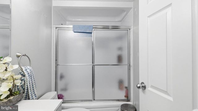 7418 TARFSIDE LN, Gaithersburg, MD 20879