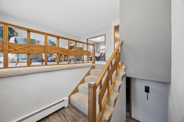 511 8th Street NW, Elk River, MN 55330