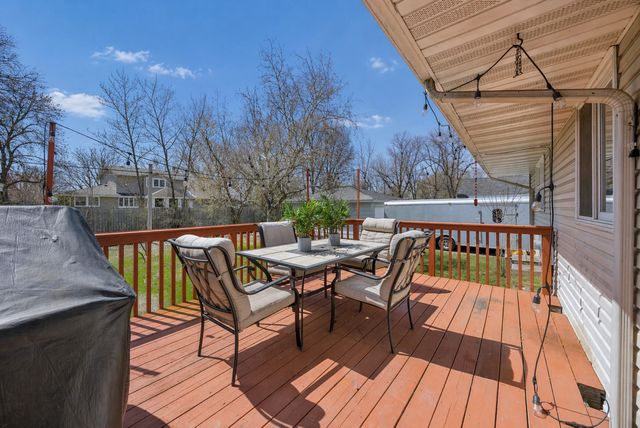511 8th Street NW, Elk River, MN 55330